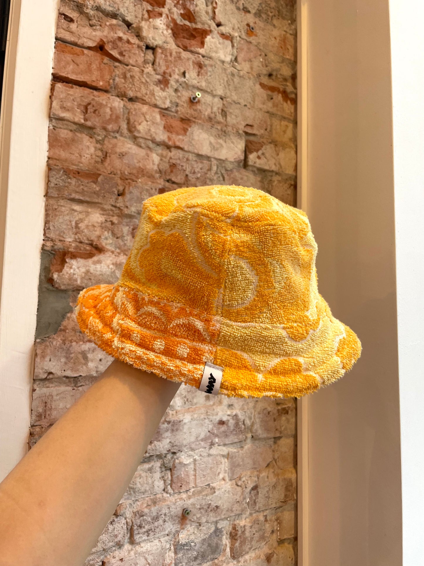Reversible Bucket Hat golden hour / L