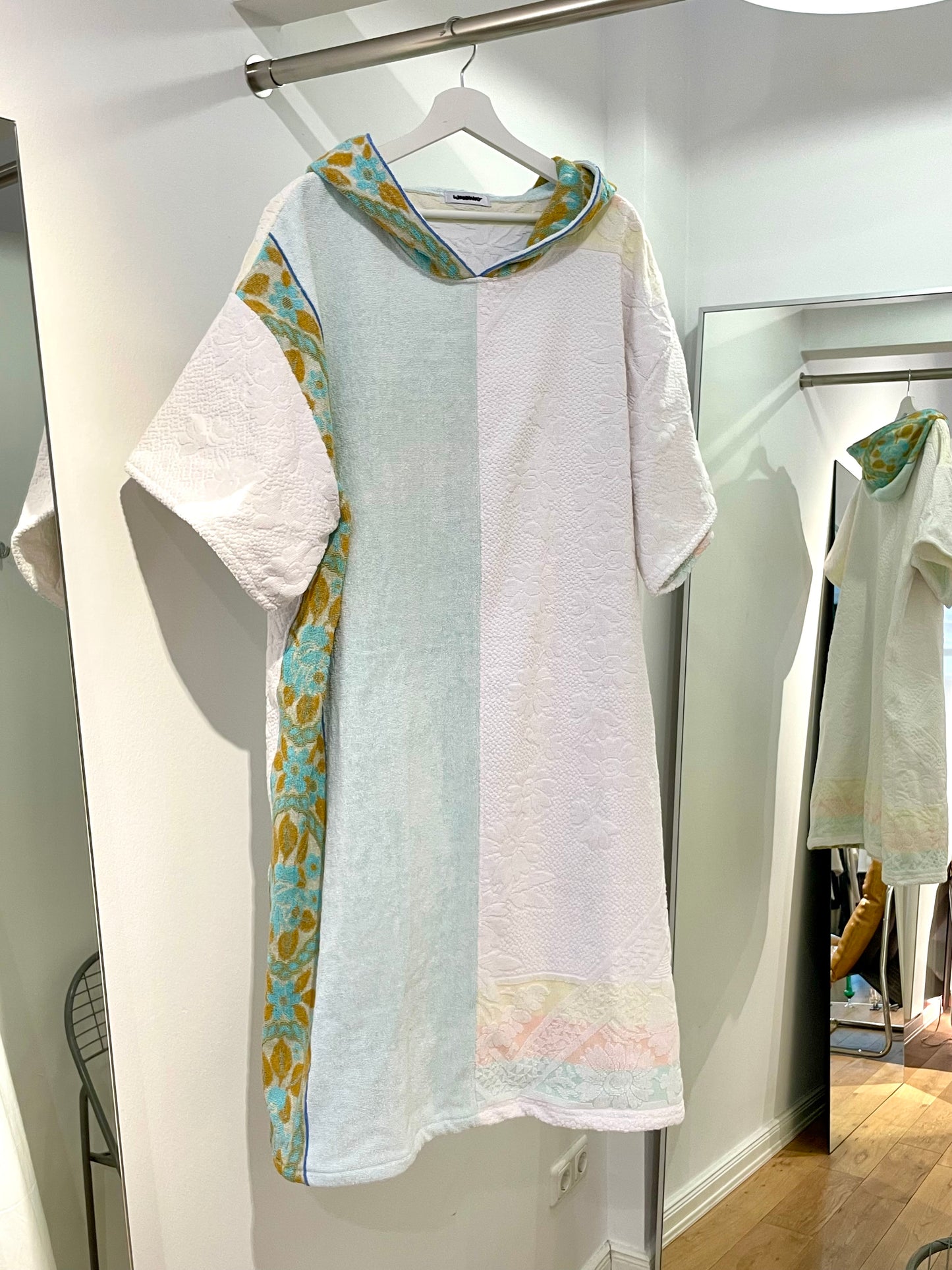 Poncho soft white / Uni