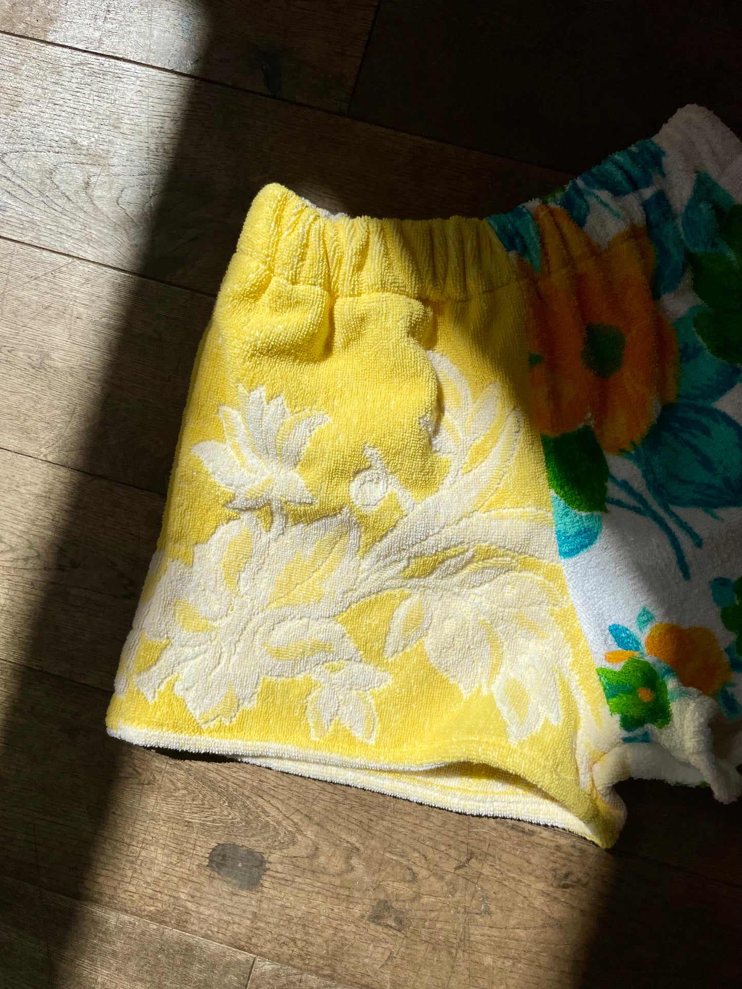 Frottee Shorts bright ornament / M