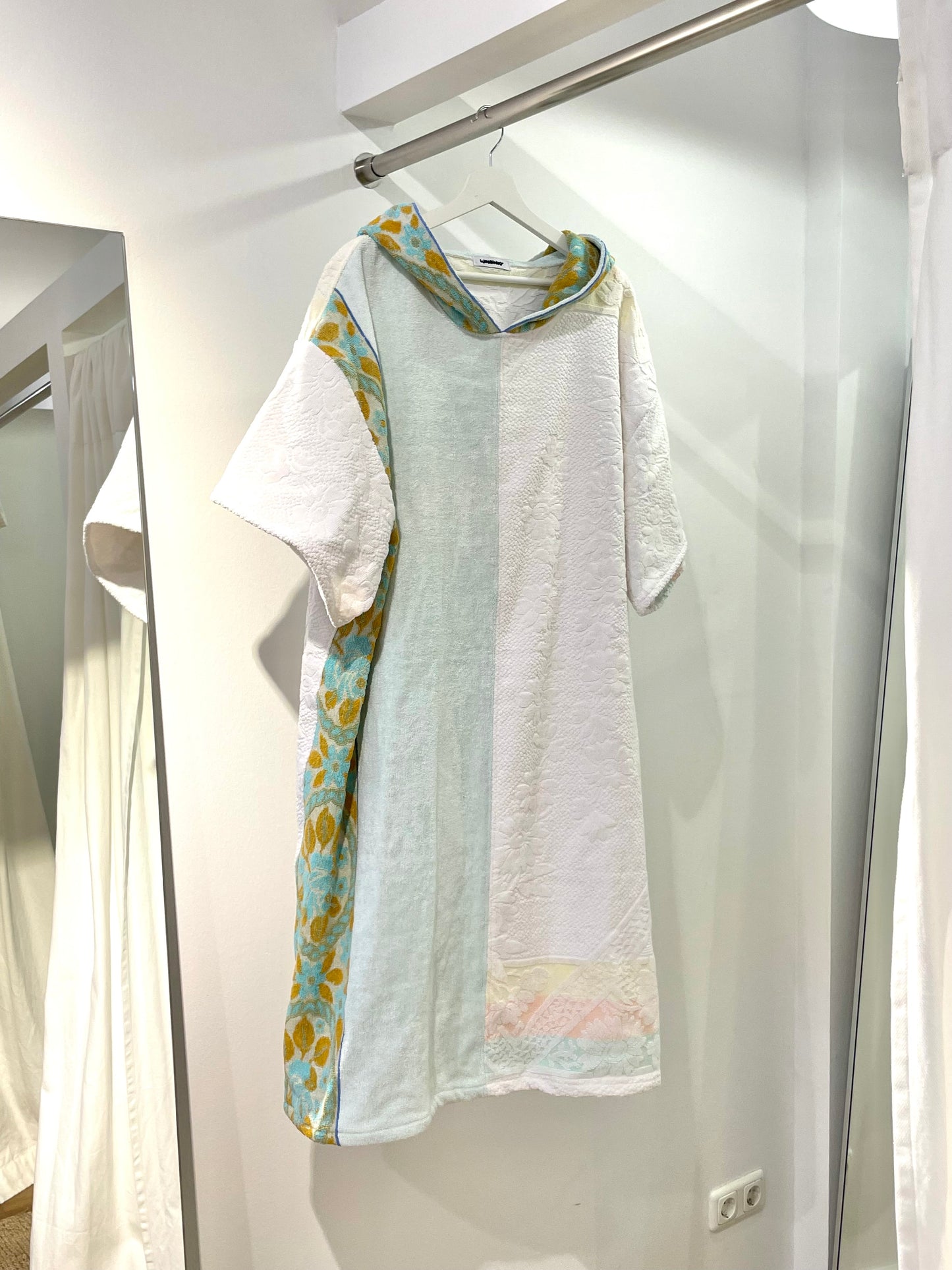 Poncho soft white / Uni