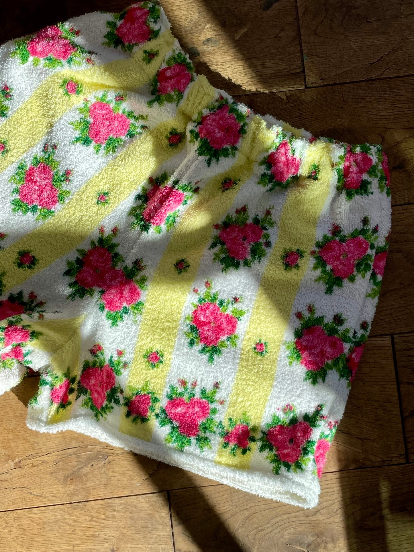 Frottee Shorts romantic roses / M