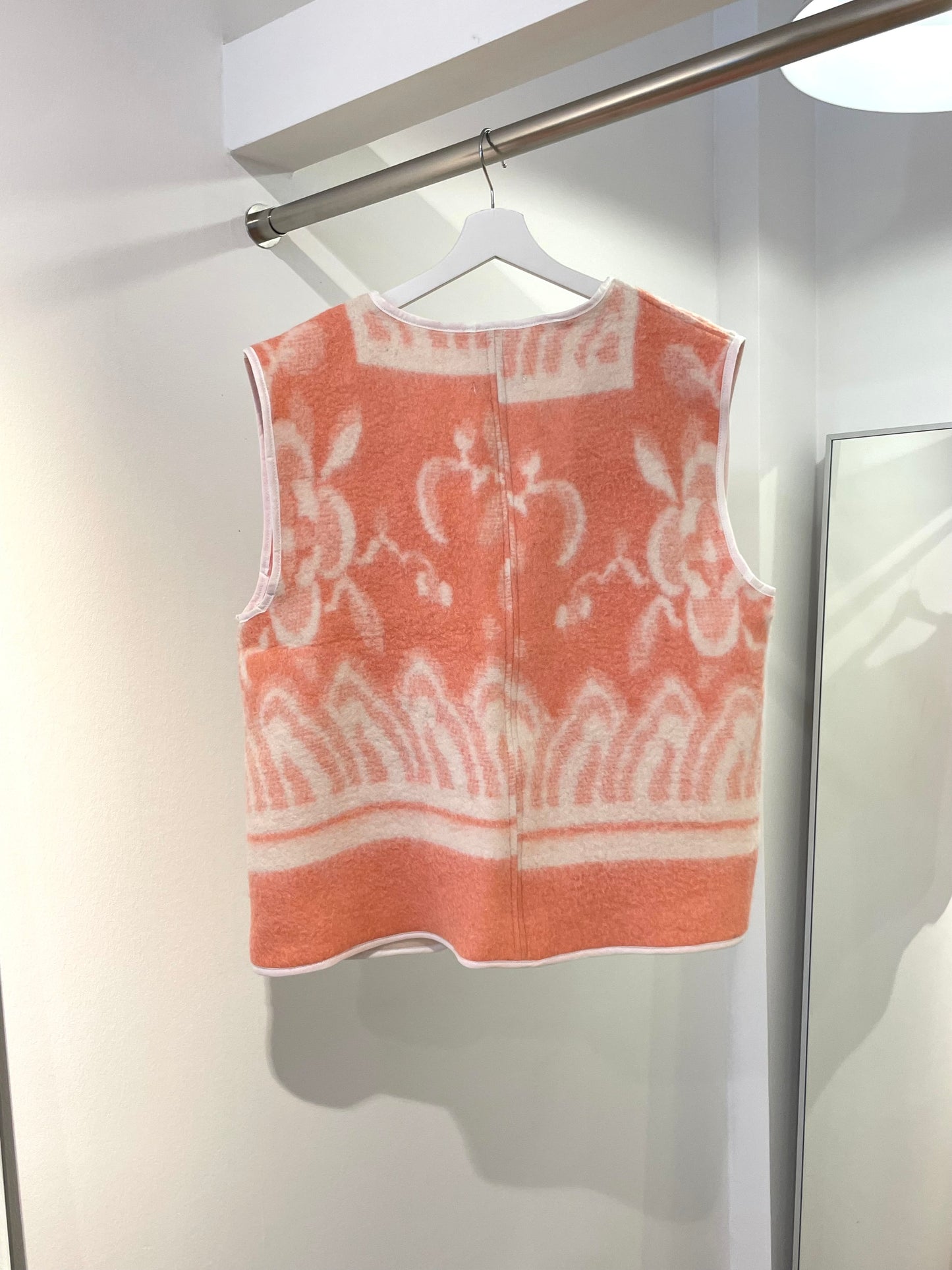 Weste Adan soft rosé vol. 1 / L