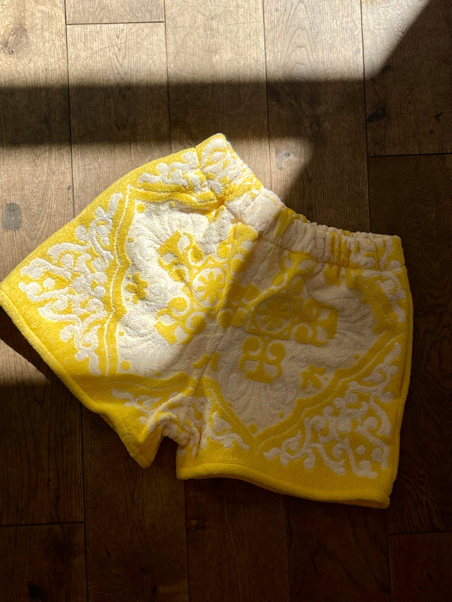 Frottee Shorts bright ornament / M