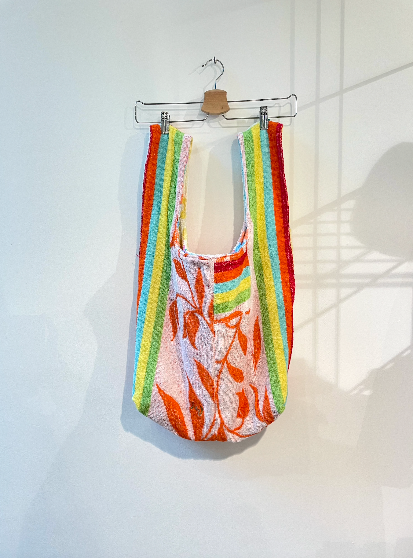 Reversible XXL Shopper rainbow flower