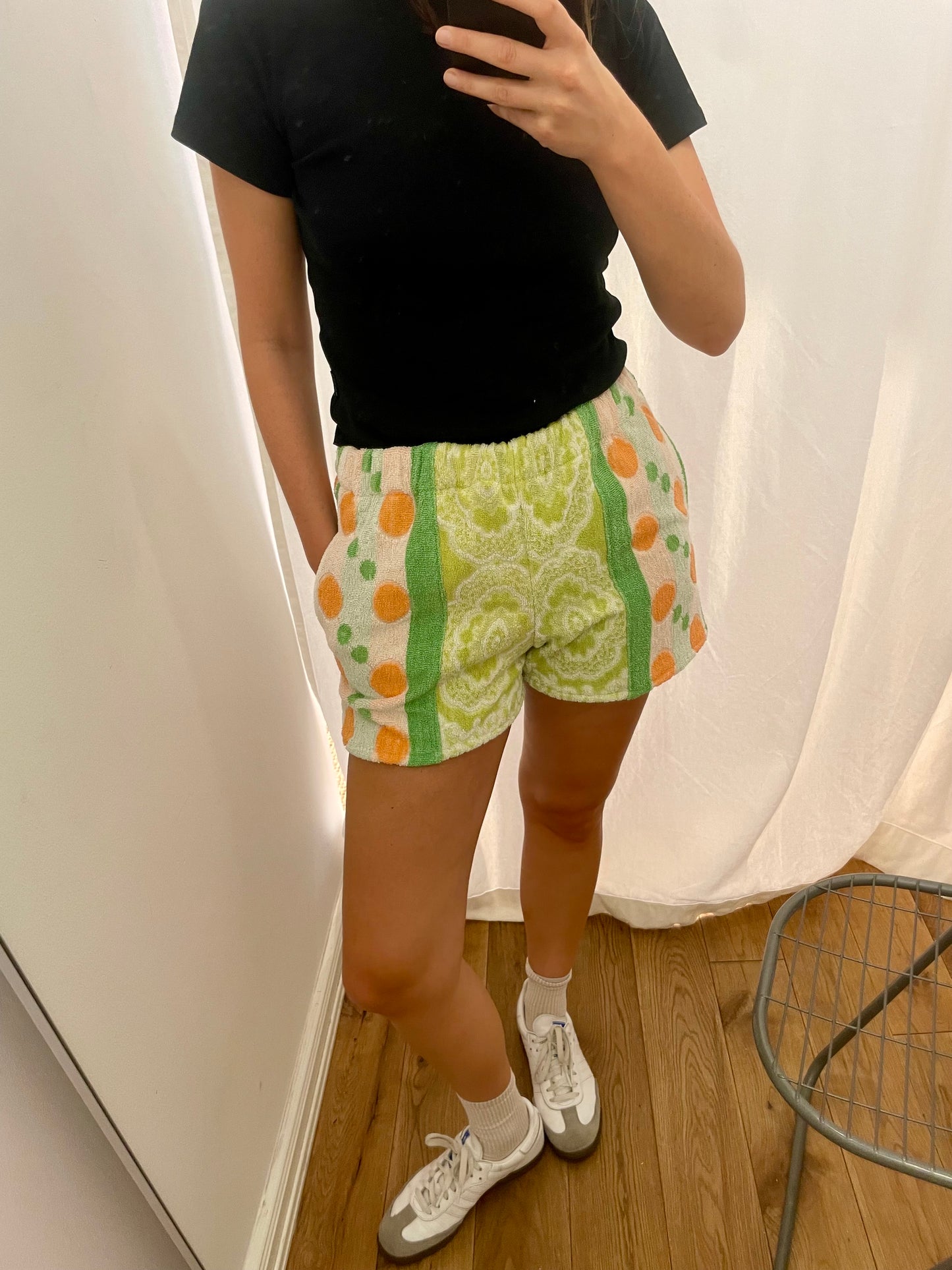 Frottee Shorts oranges in the gras / M/L