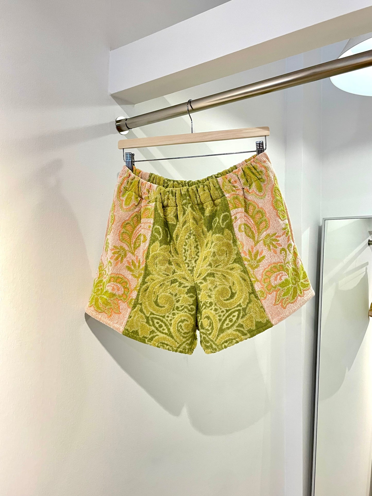 Frottee Shorts green ornament / XL/XXL