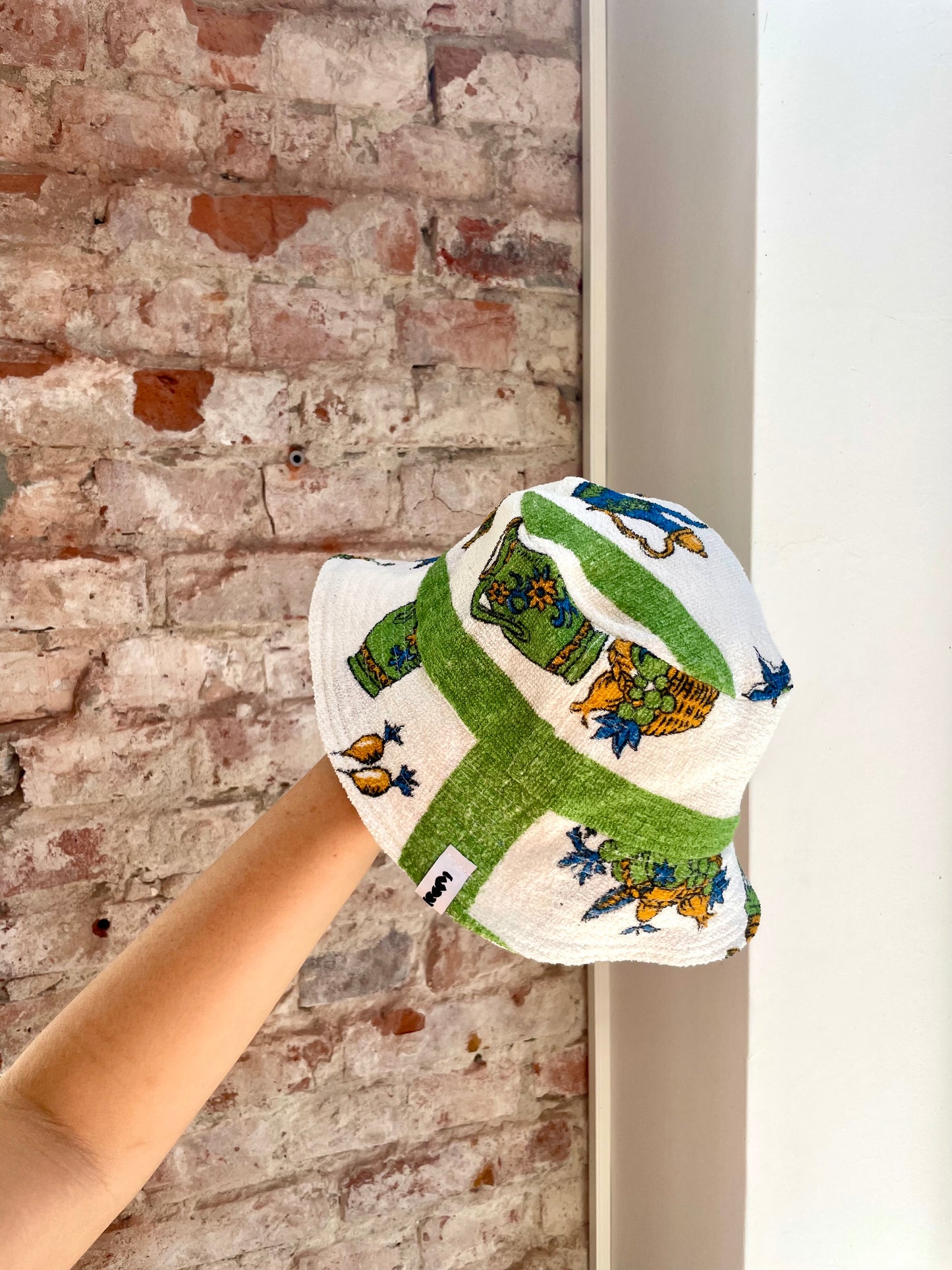 Reversible Bucket Hat vegetable recipe / L