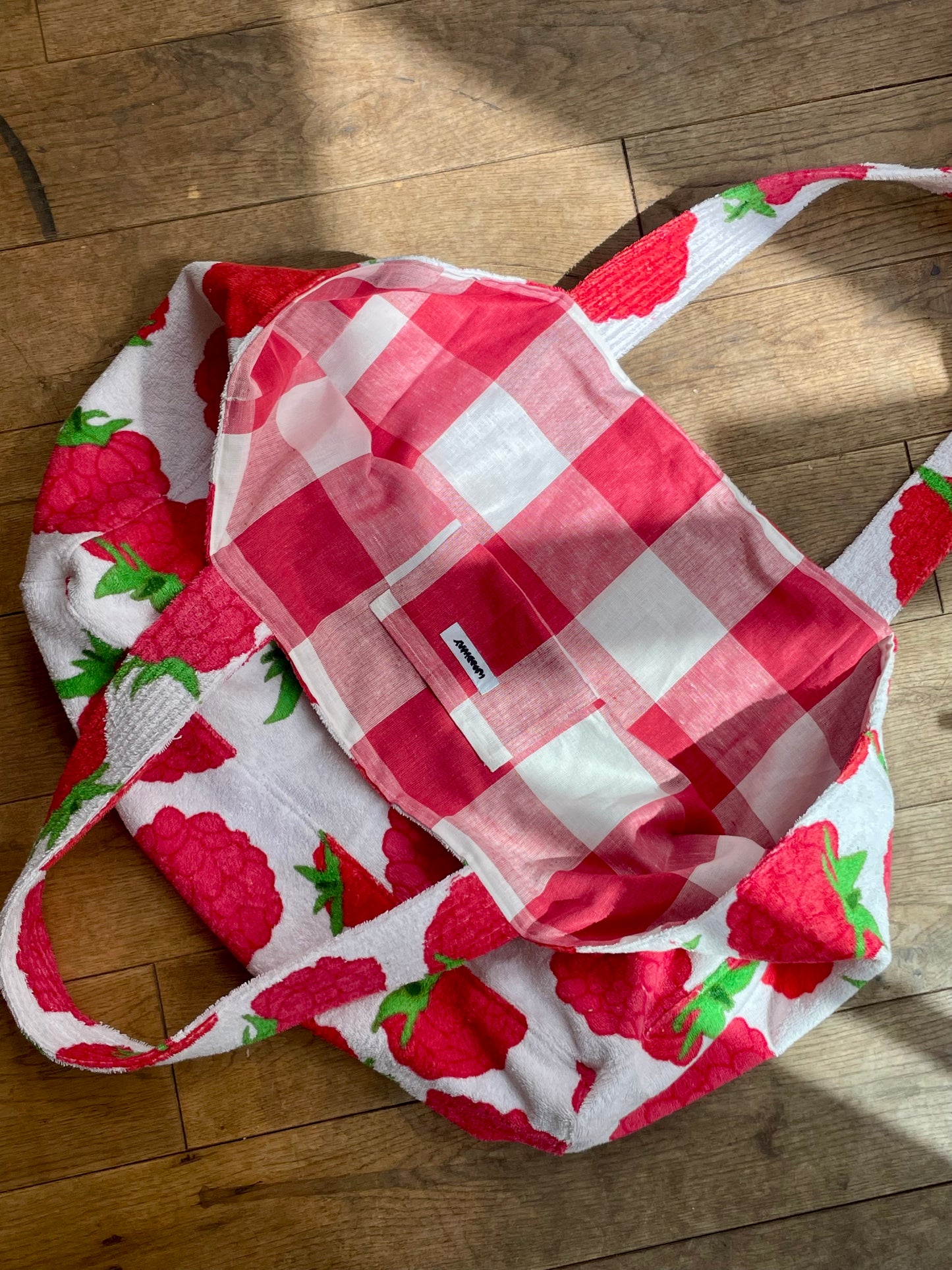 XXL Beach Bag rasberry basket