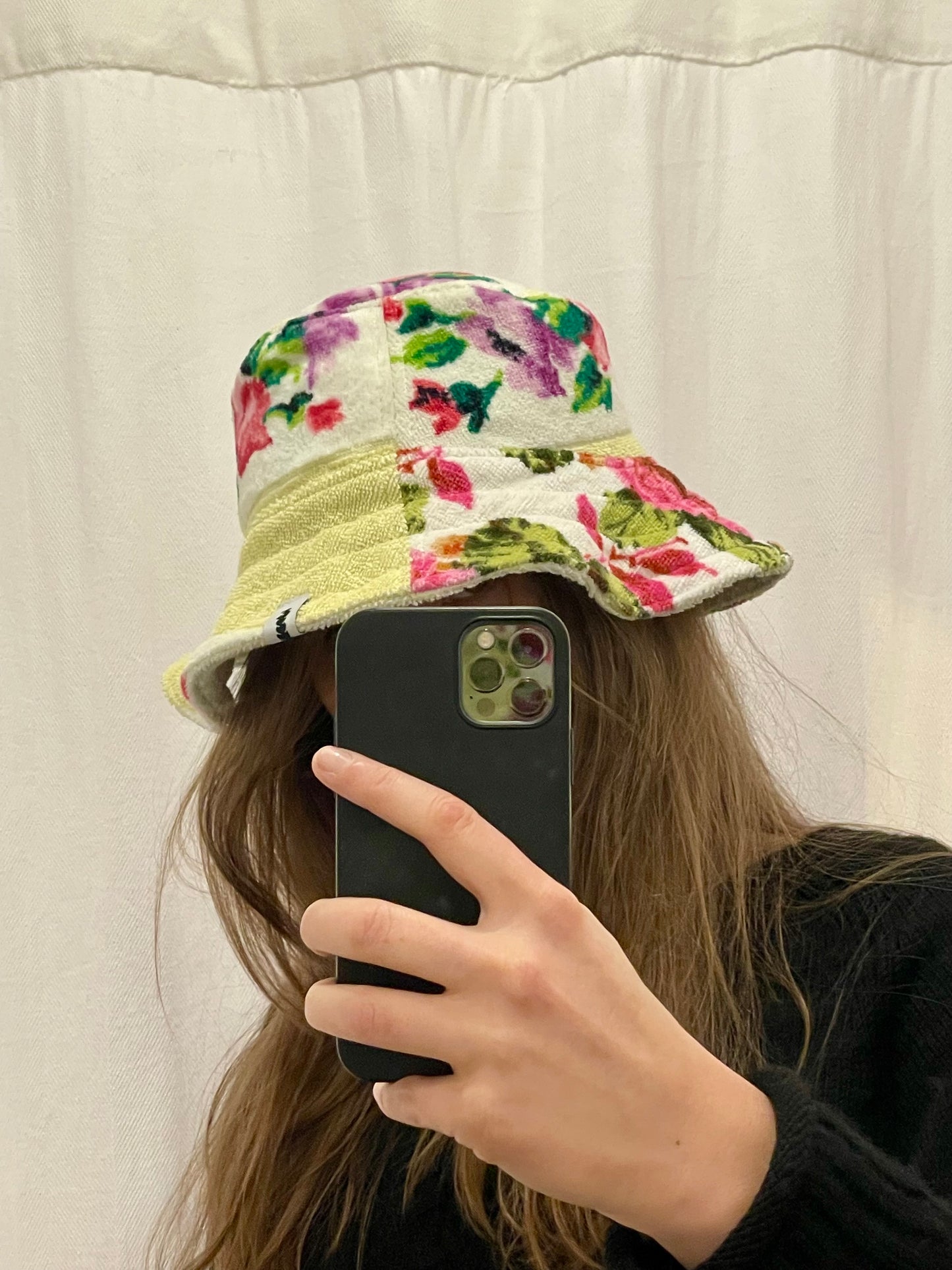 Reversible Bucket Hat vintage flower / L