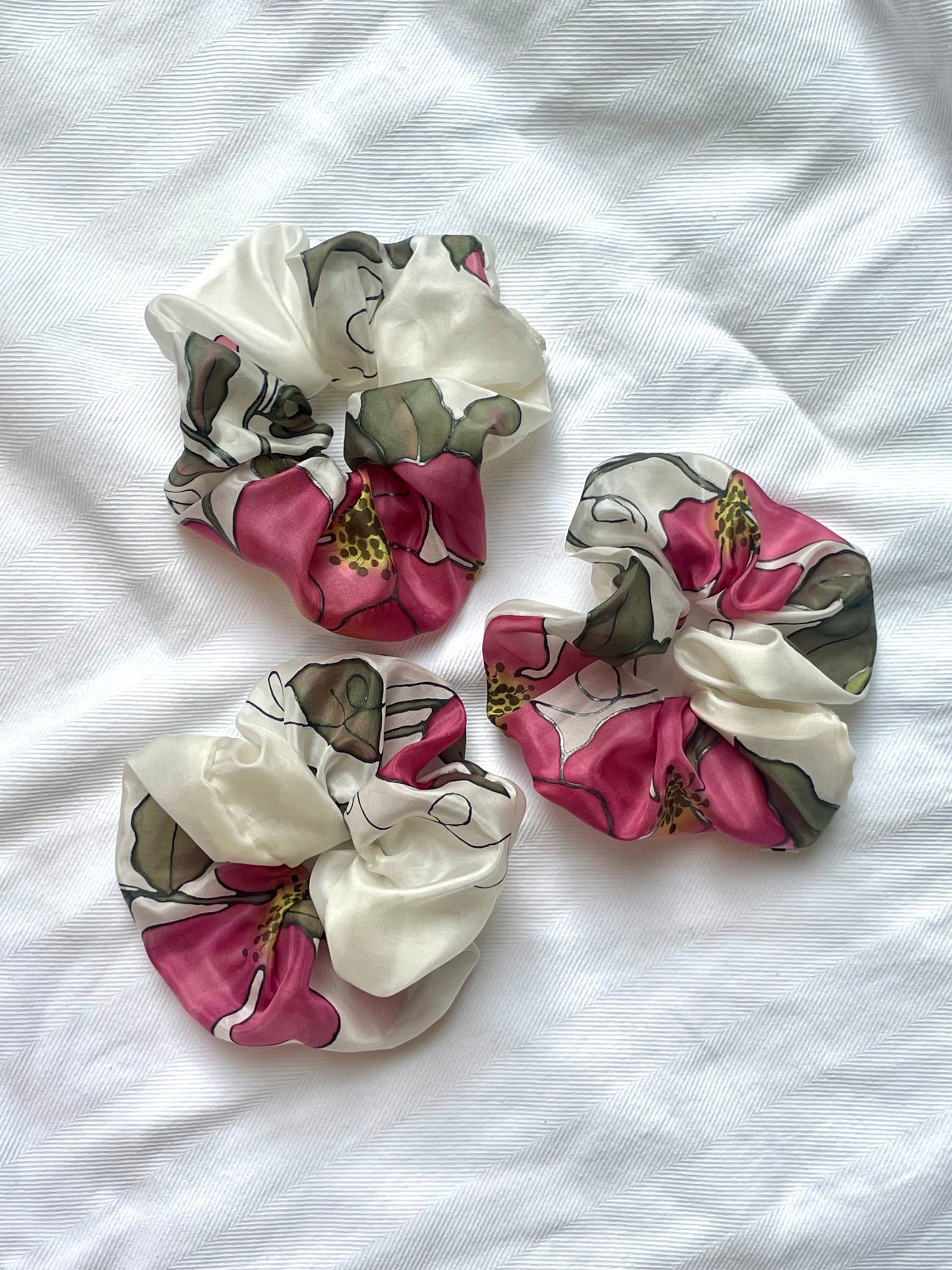 Silk Scrunchie wedding rose