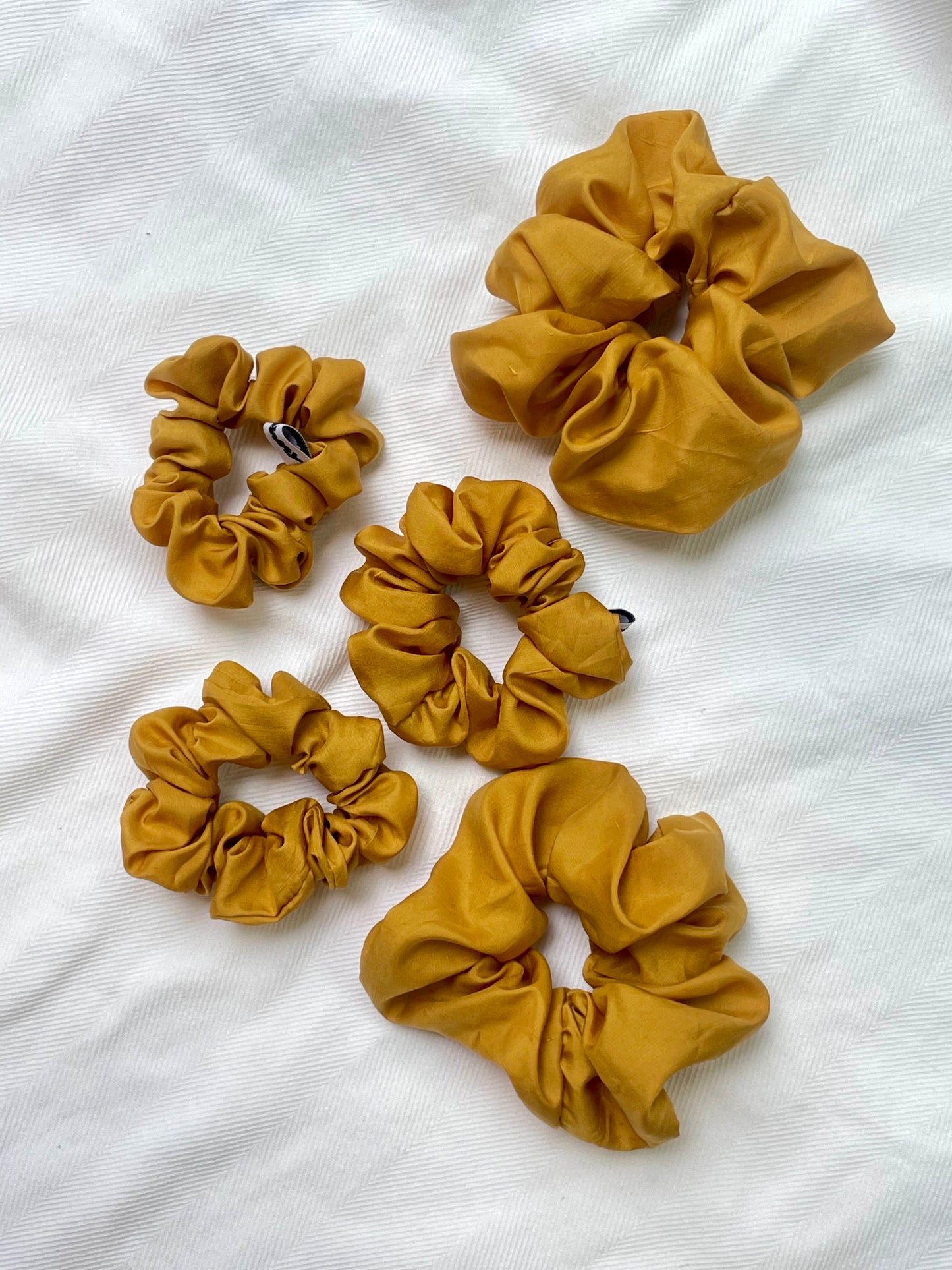 Silk Scrunchie mustard