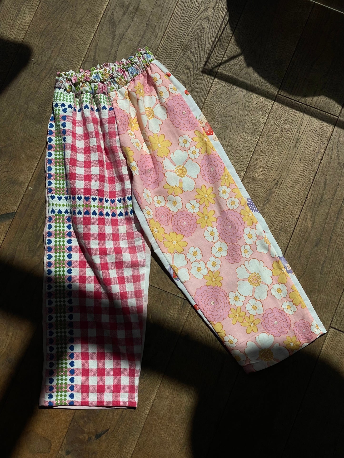 Kids pants strawberry teddy - 6y/116-122cm