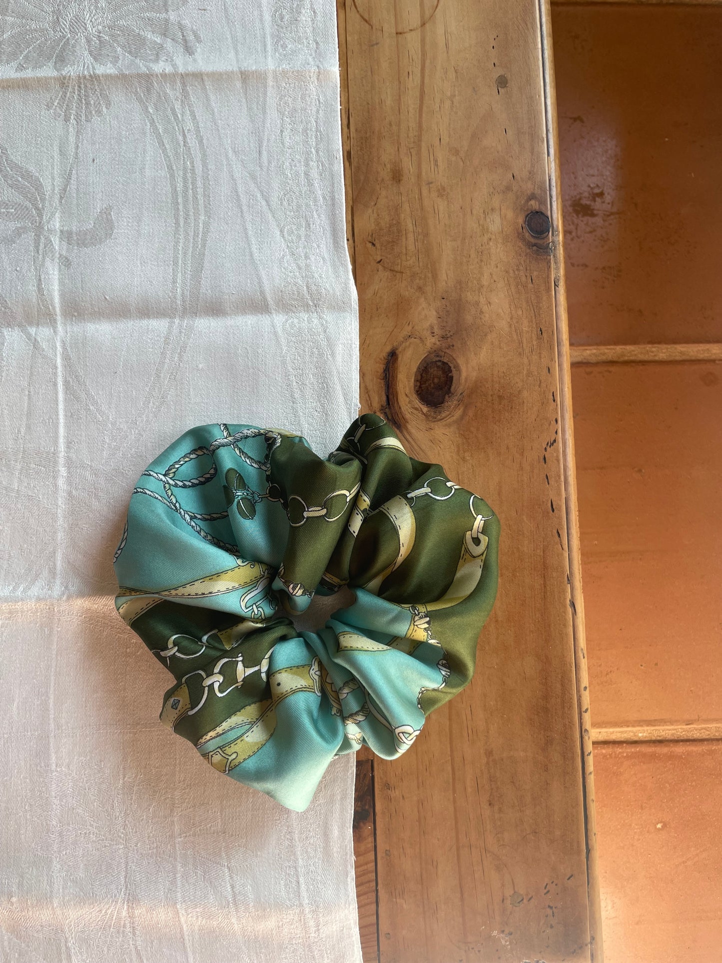 Scrunchie royal green