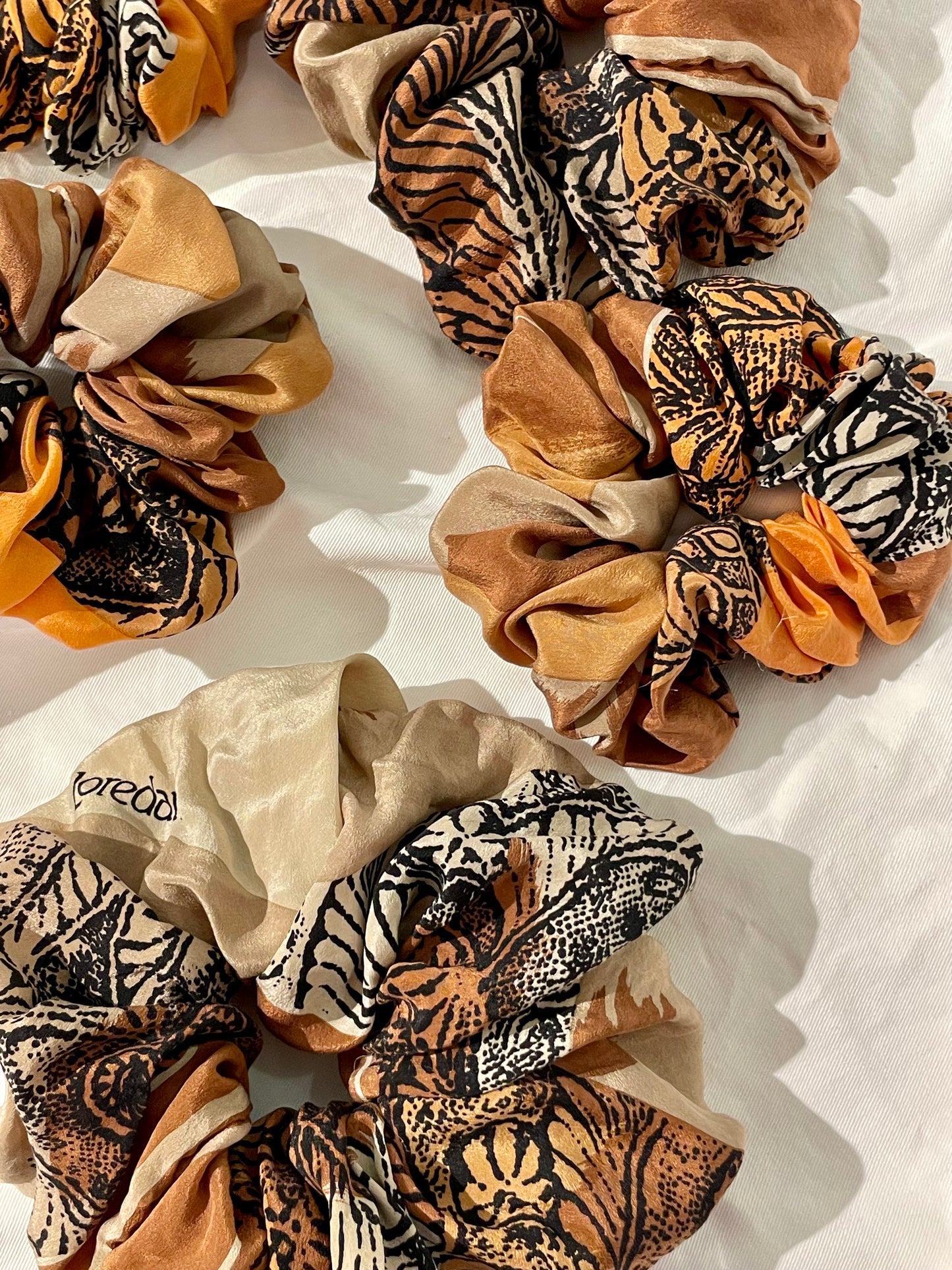 Scrunchie warm & shiny