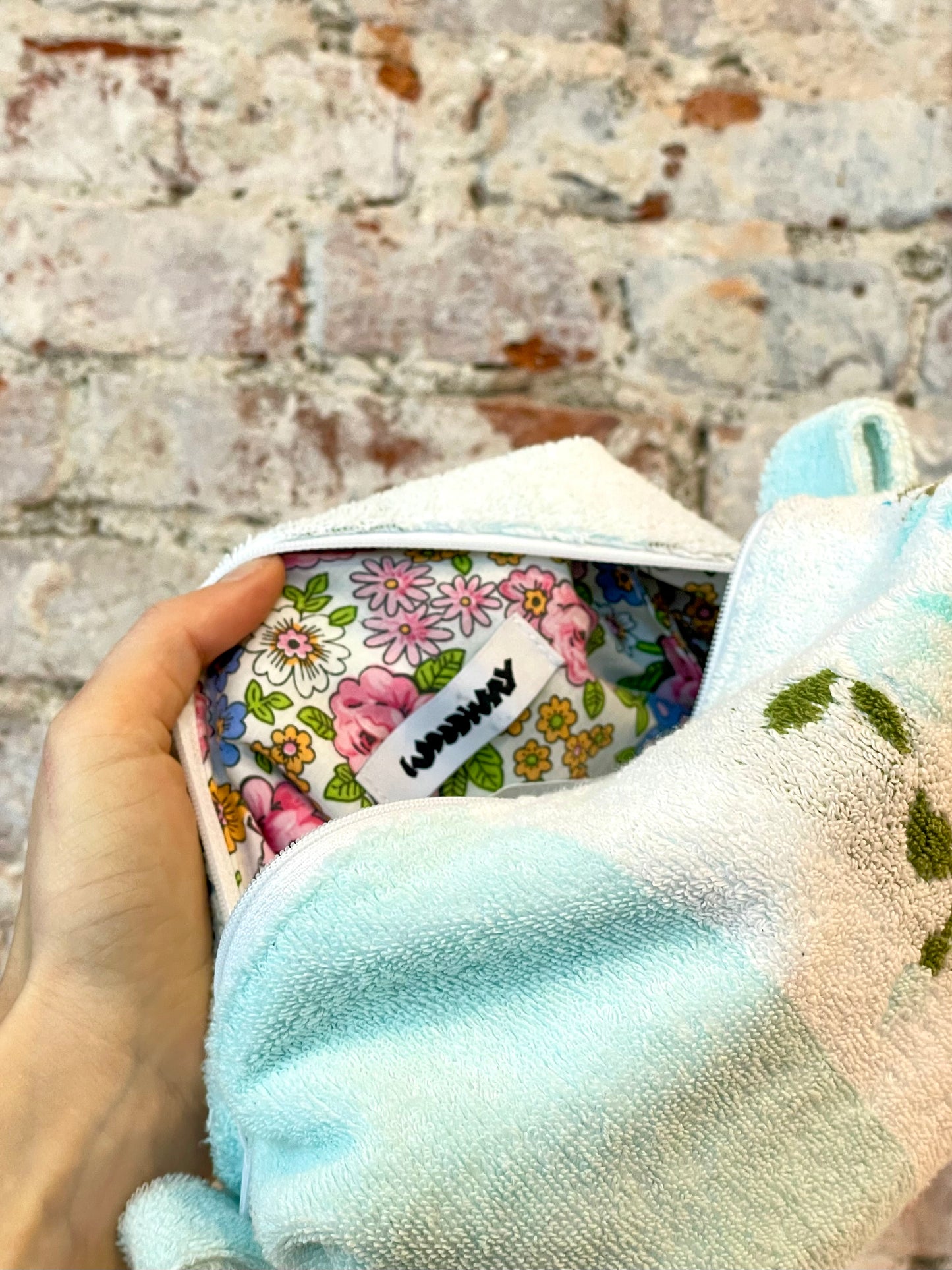 Cosmetic bag pastell baby blue
