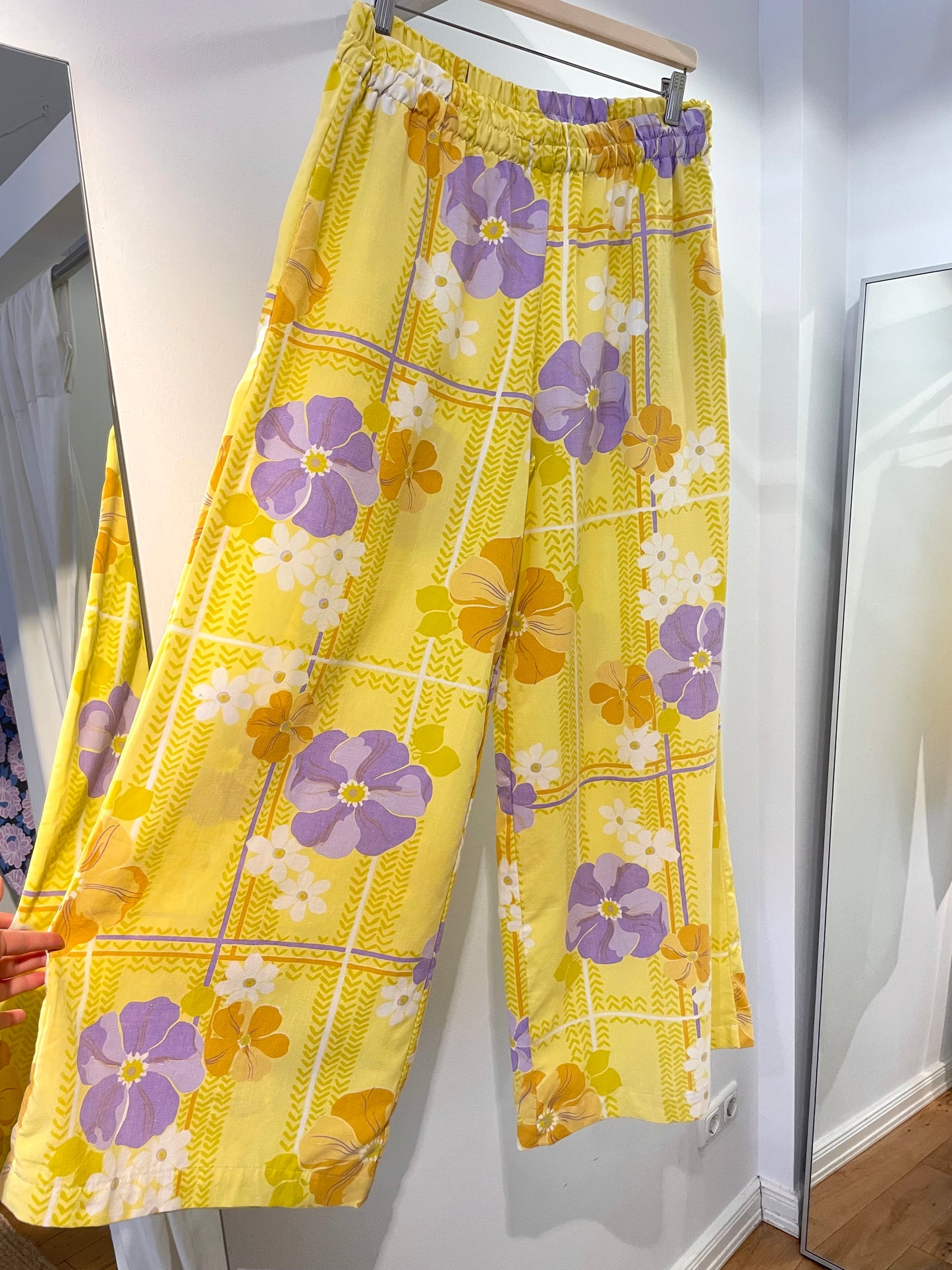 Pants buttery field