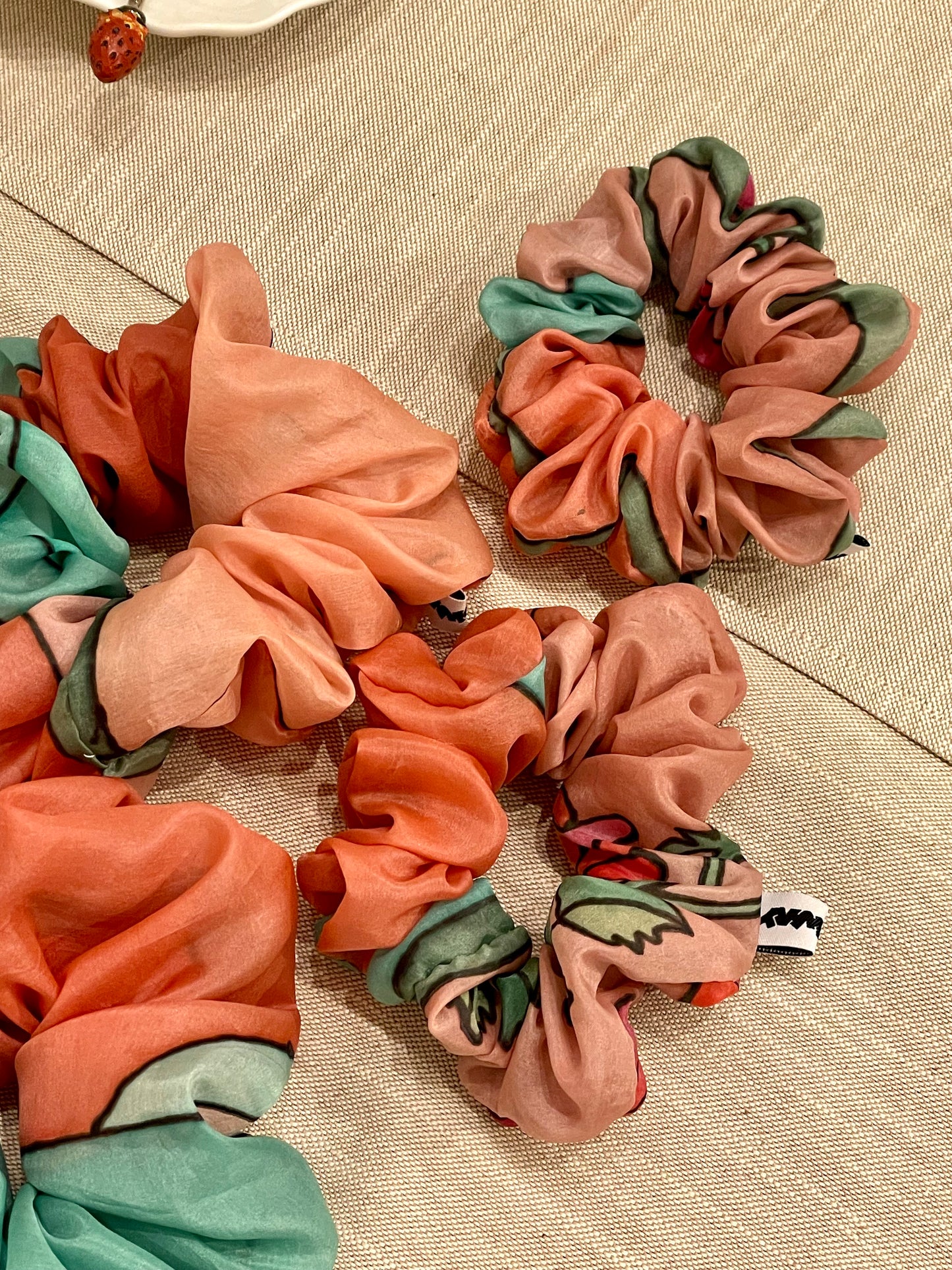 Scrunchie pastell flower