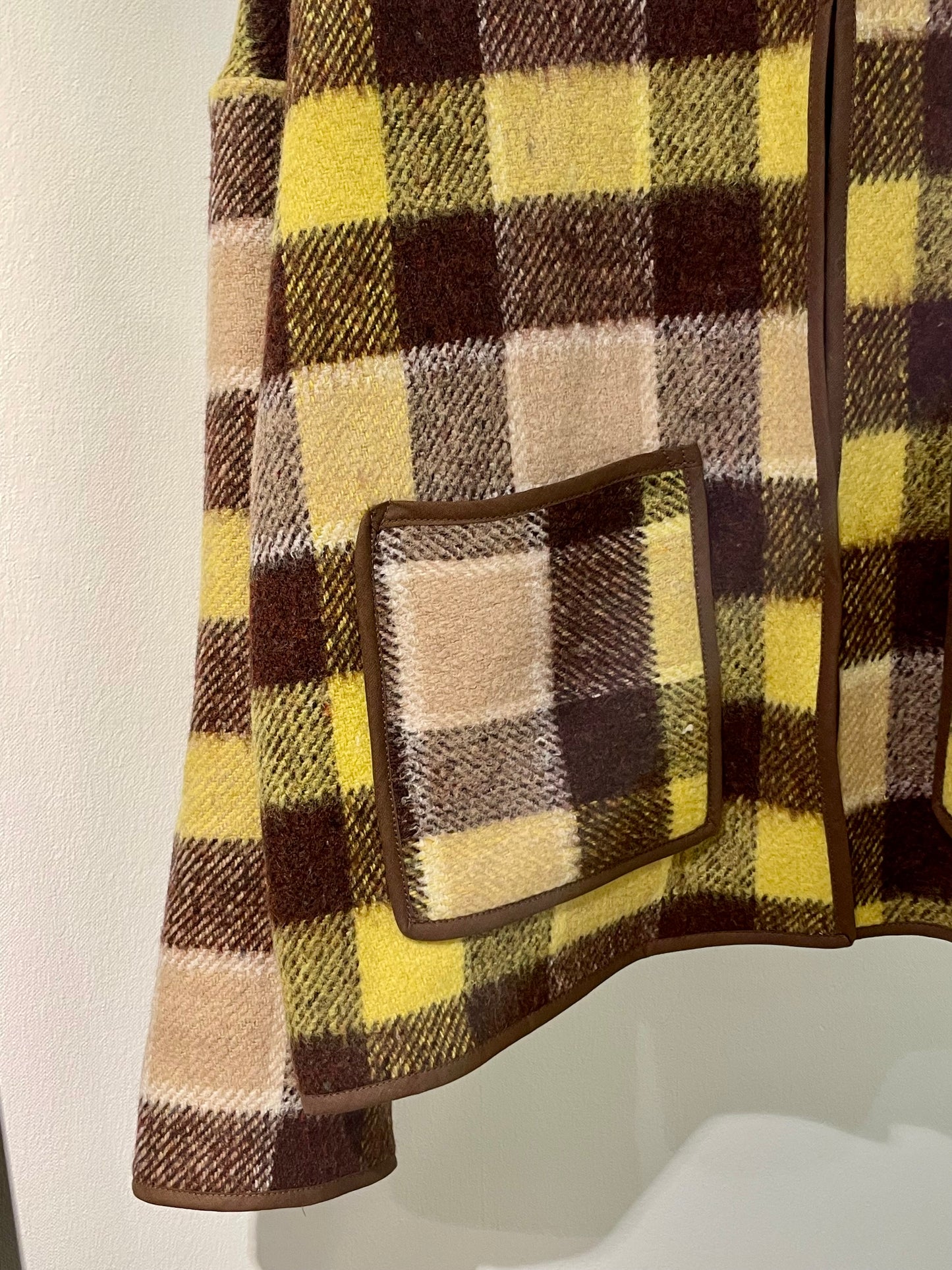 Jacke Emmi butter caramel / S-XL