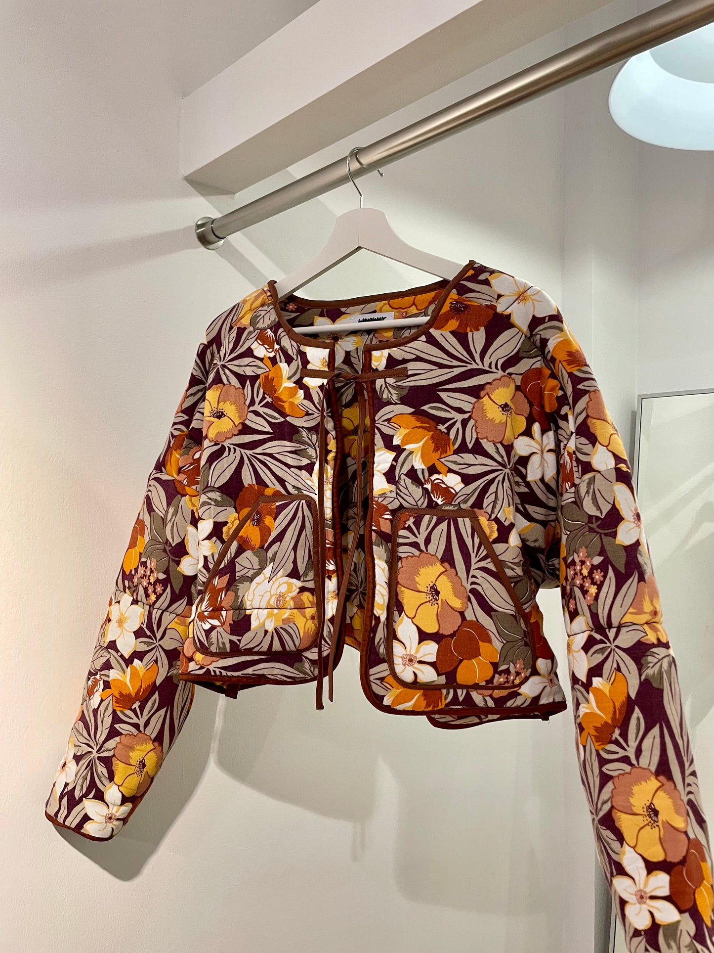 Jacke Emmi 70s flower / S-XL