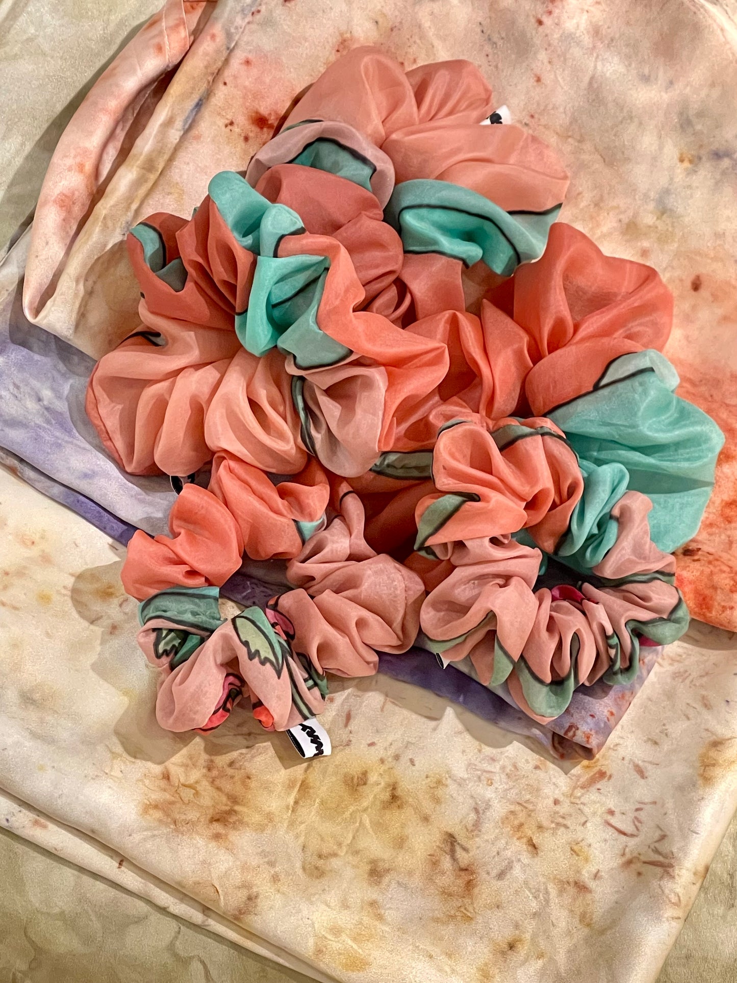 Scrunchie pastell flower