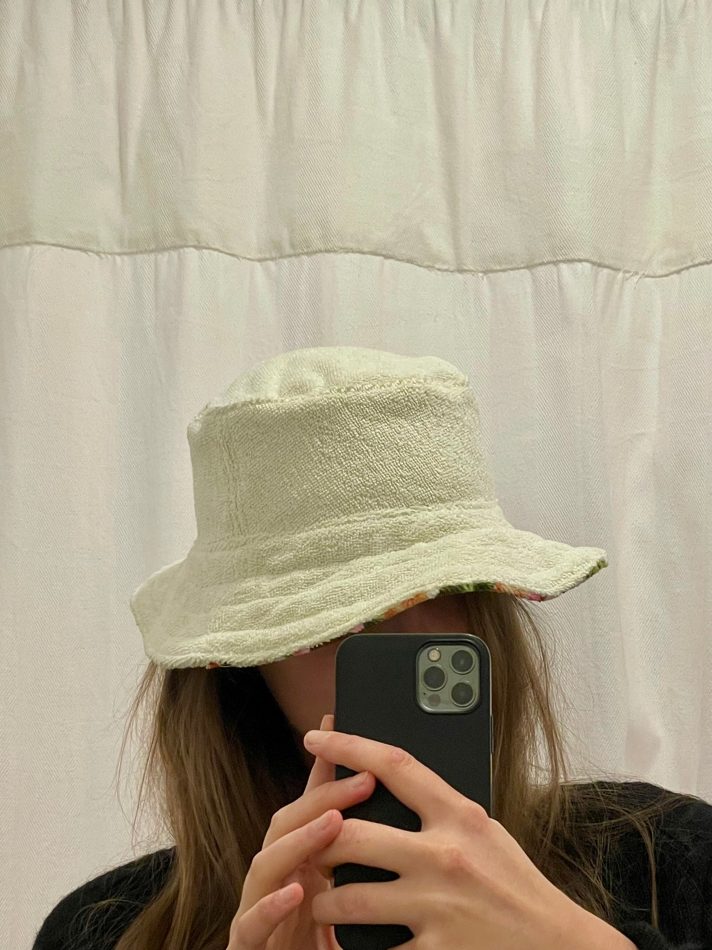 Reversible Bucket Hat vintage flower / L