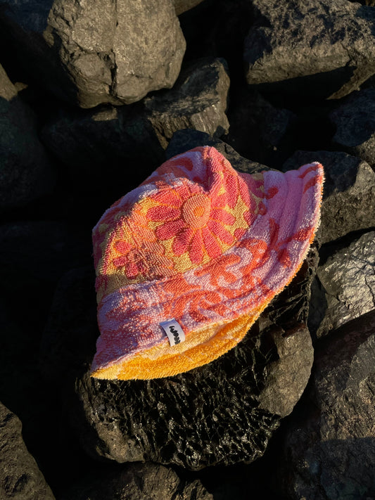 Reversible Bucket Hat golden hour / L