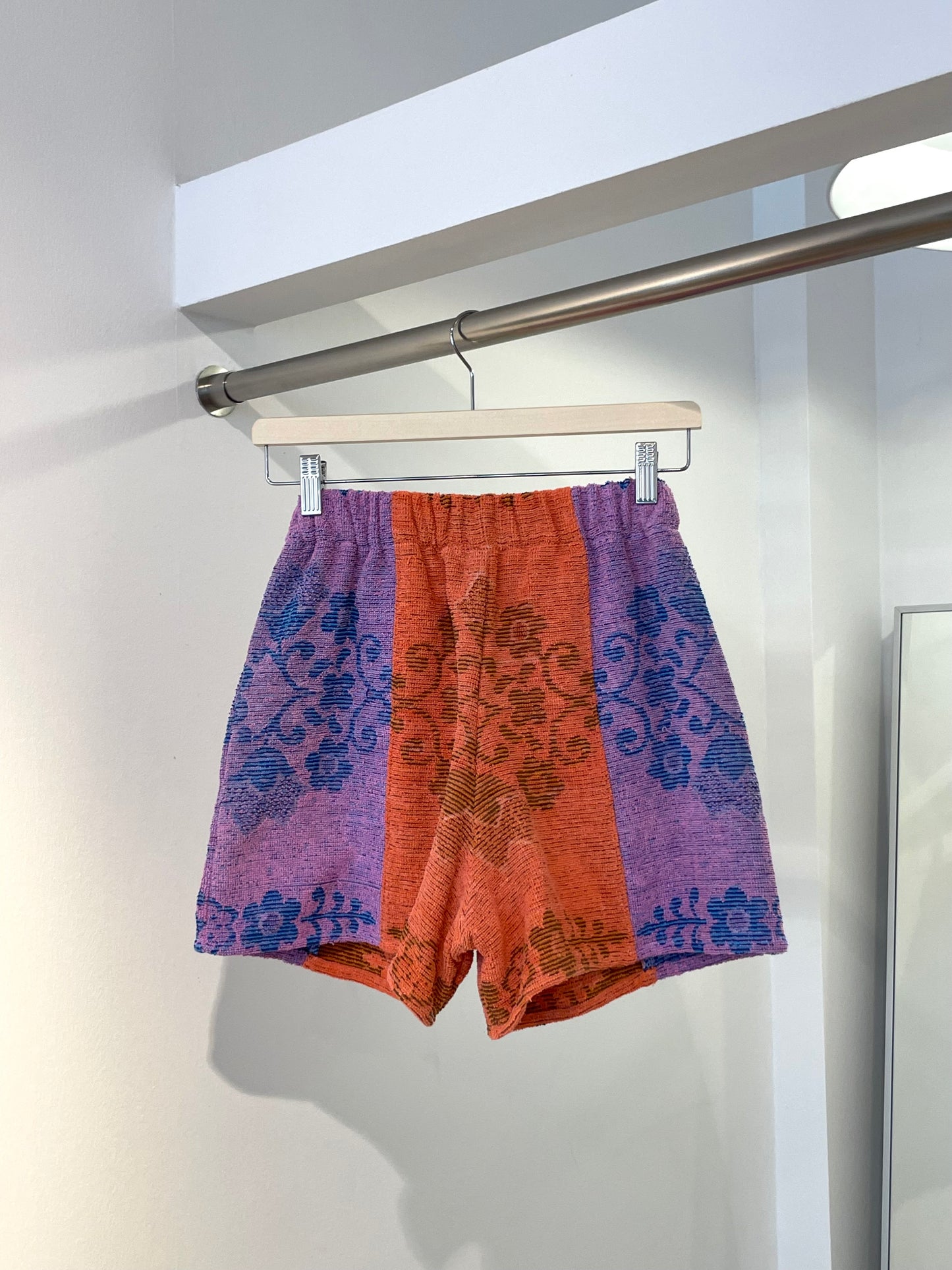 Frottee Shorts lilac ornament / XS/S