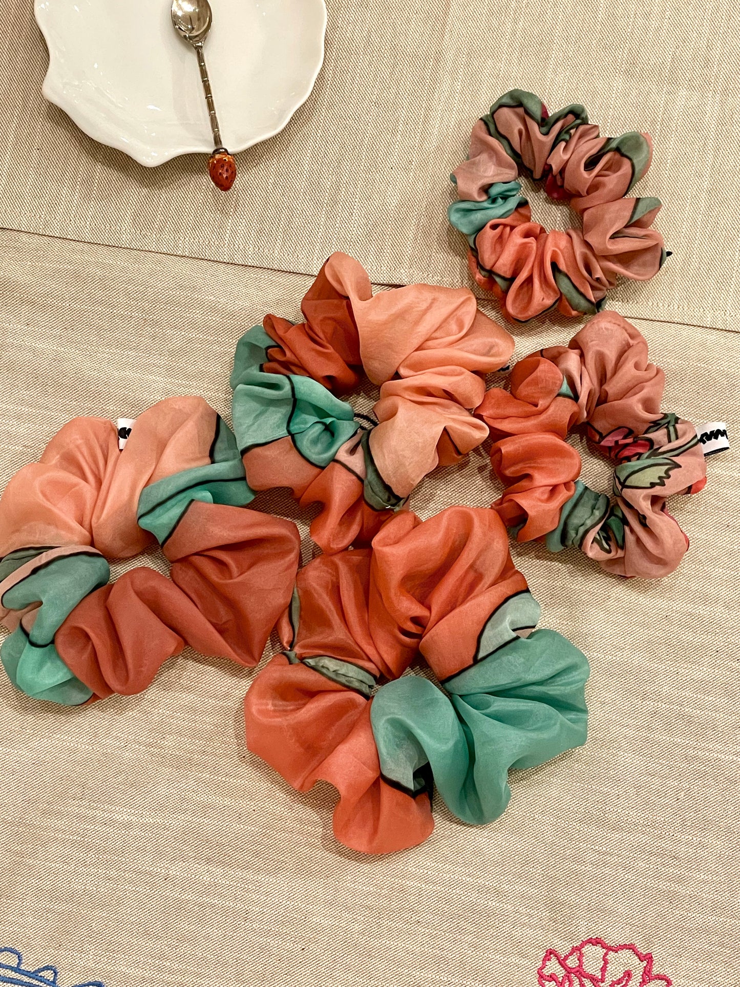 Scrunchie pastell flower