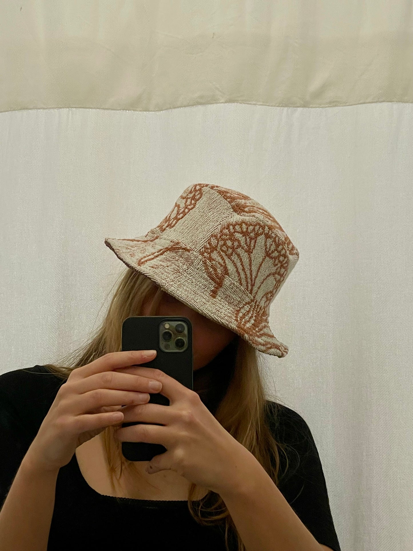 Reversible Bucket Hat down to earth