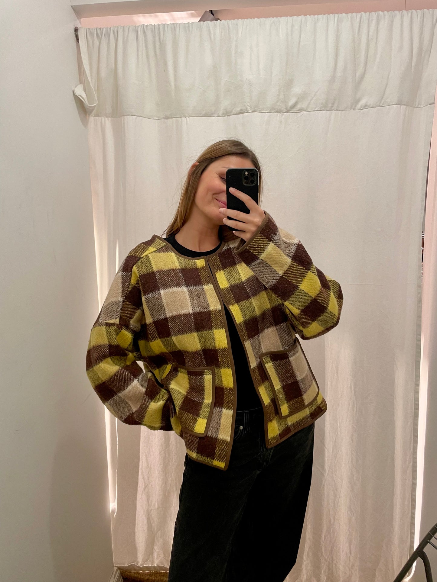 Jacke Emmi butter caramel / S-XL