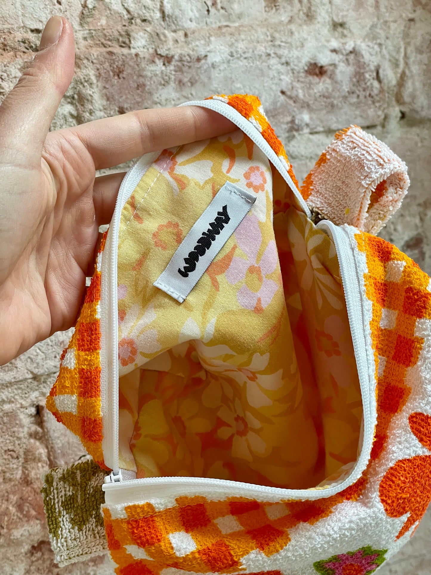 Cosmetic bag orange pril flower
