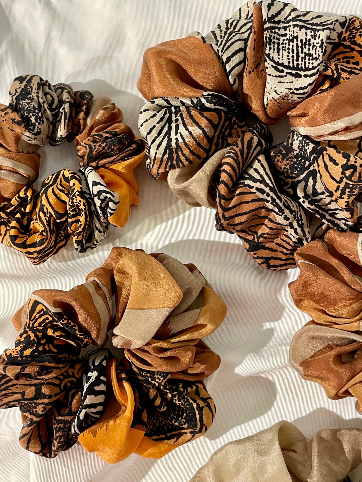 Scrunchie warm & shiny