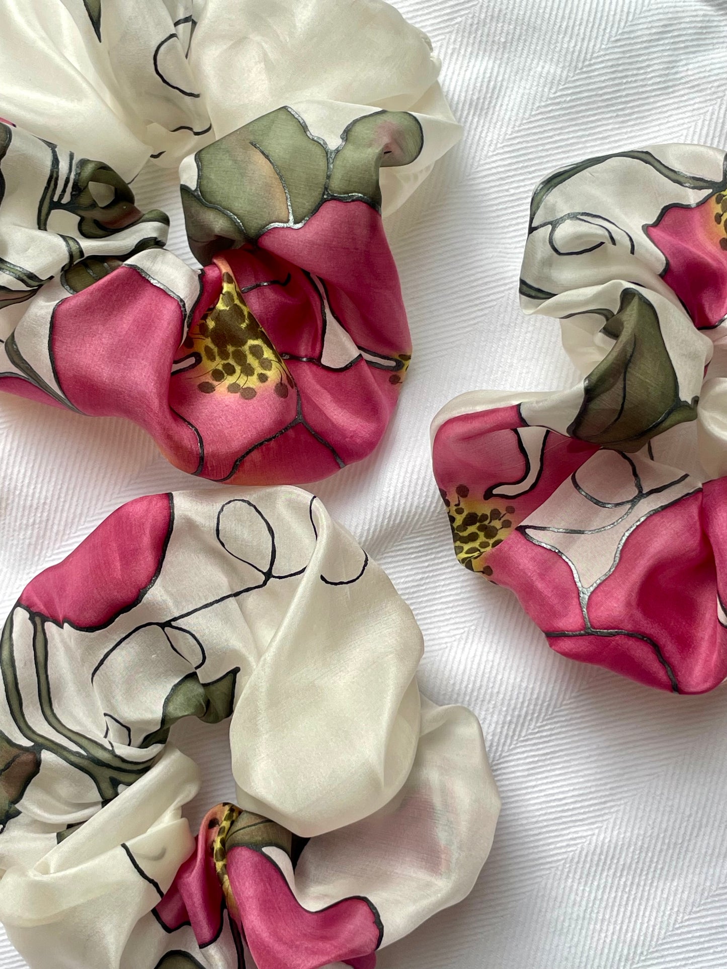 Silk Scrunchie wedding rose