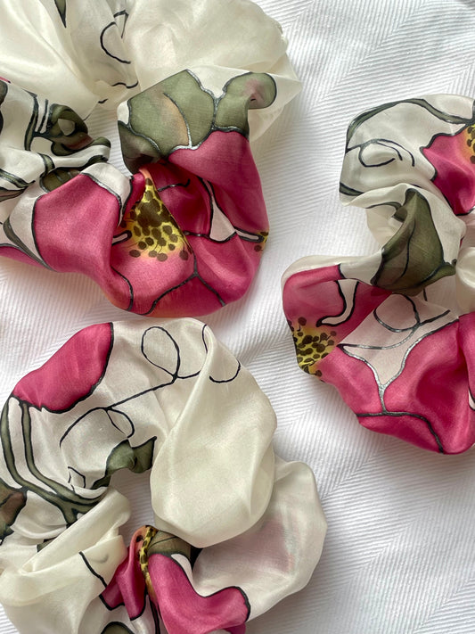 Silk Scrunchie wedding rose