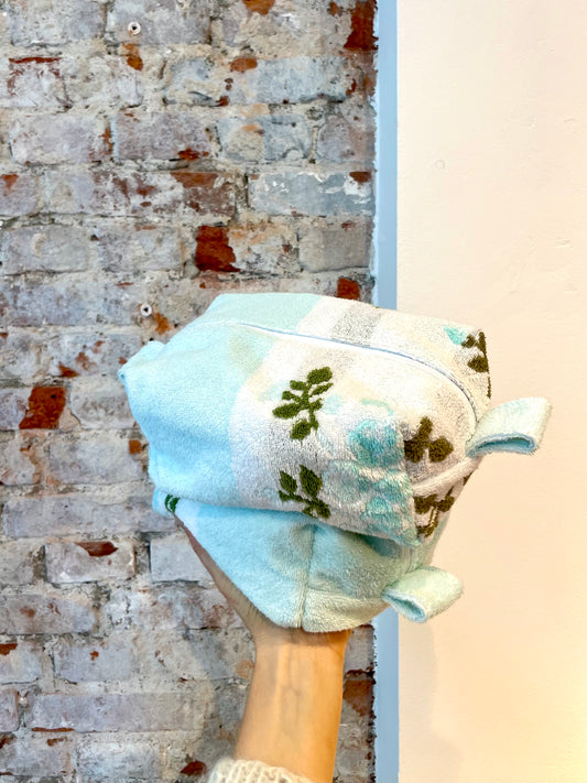 Cosmetic bag pastell baby blue