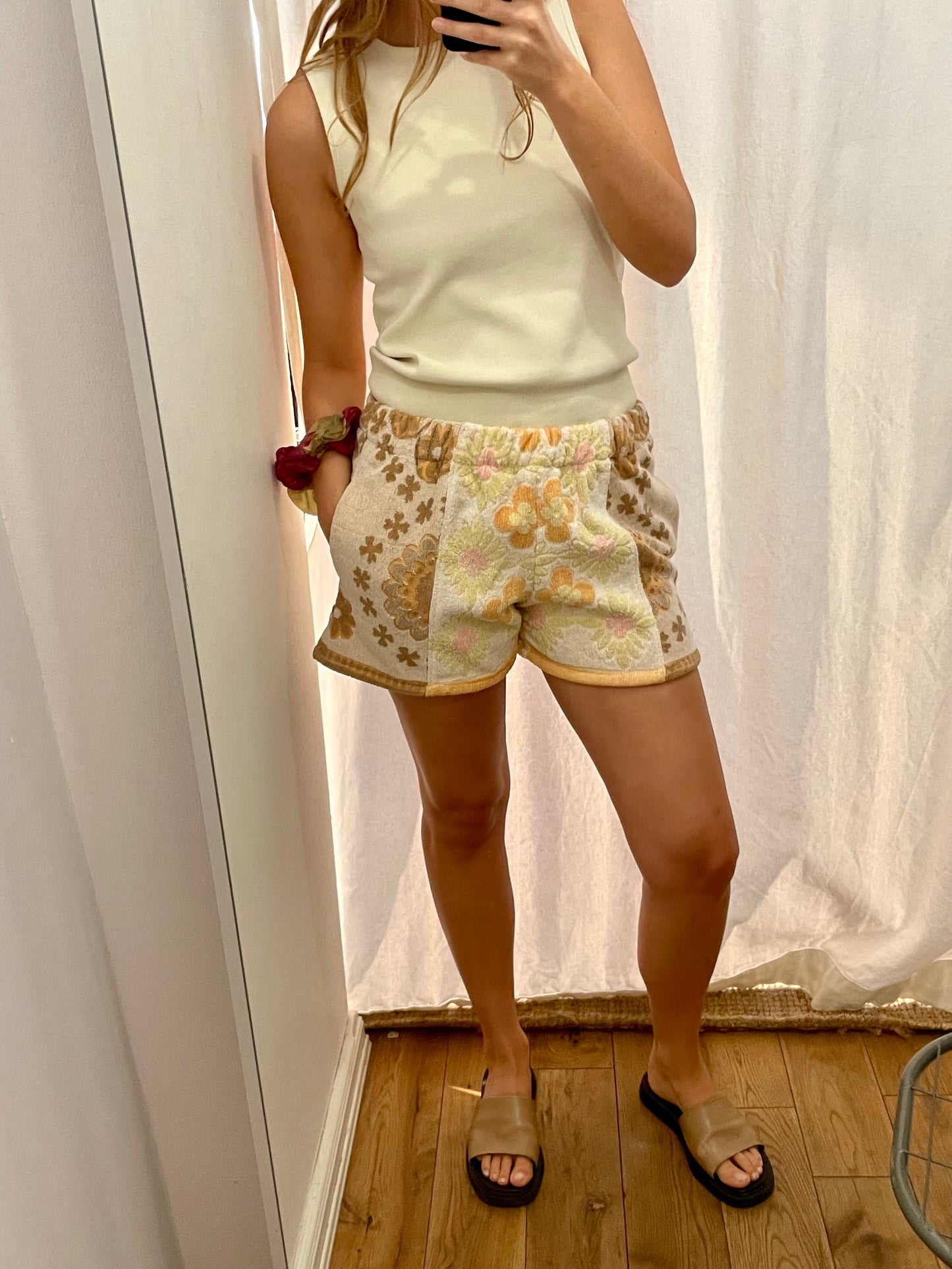 Frottee Shorts vanilla flowers / S/M