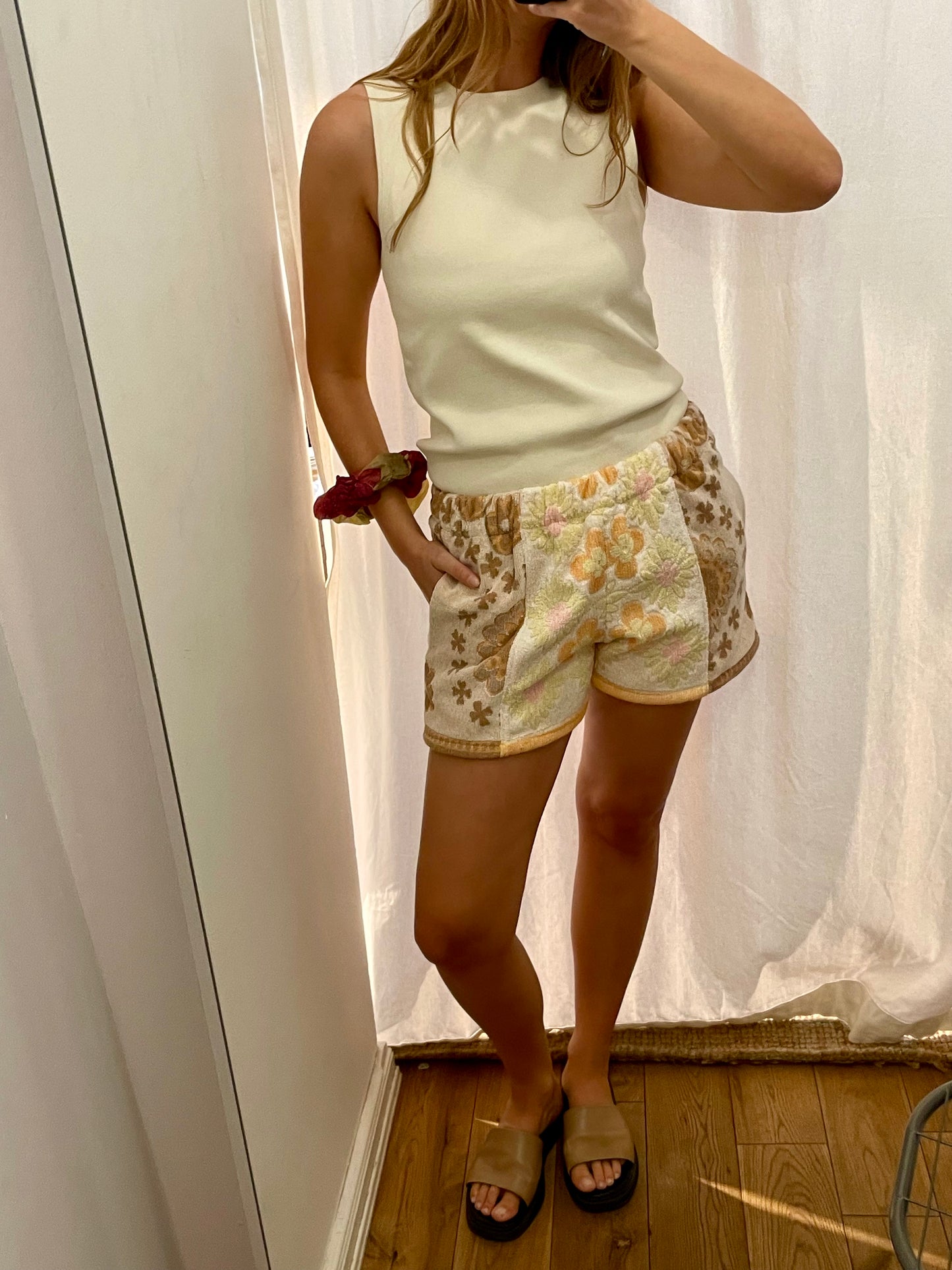 Frottee Shorts vanilla flowers / S/M