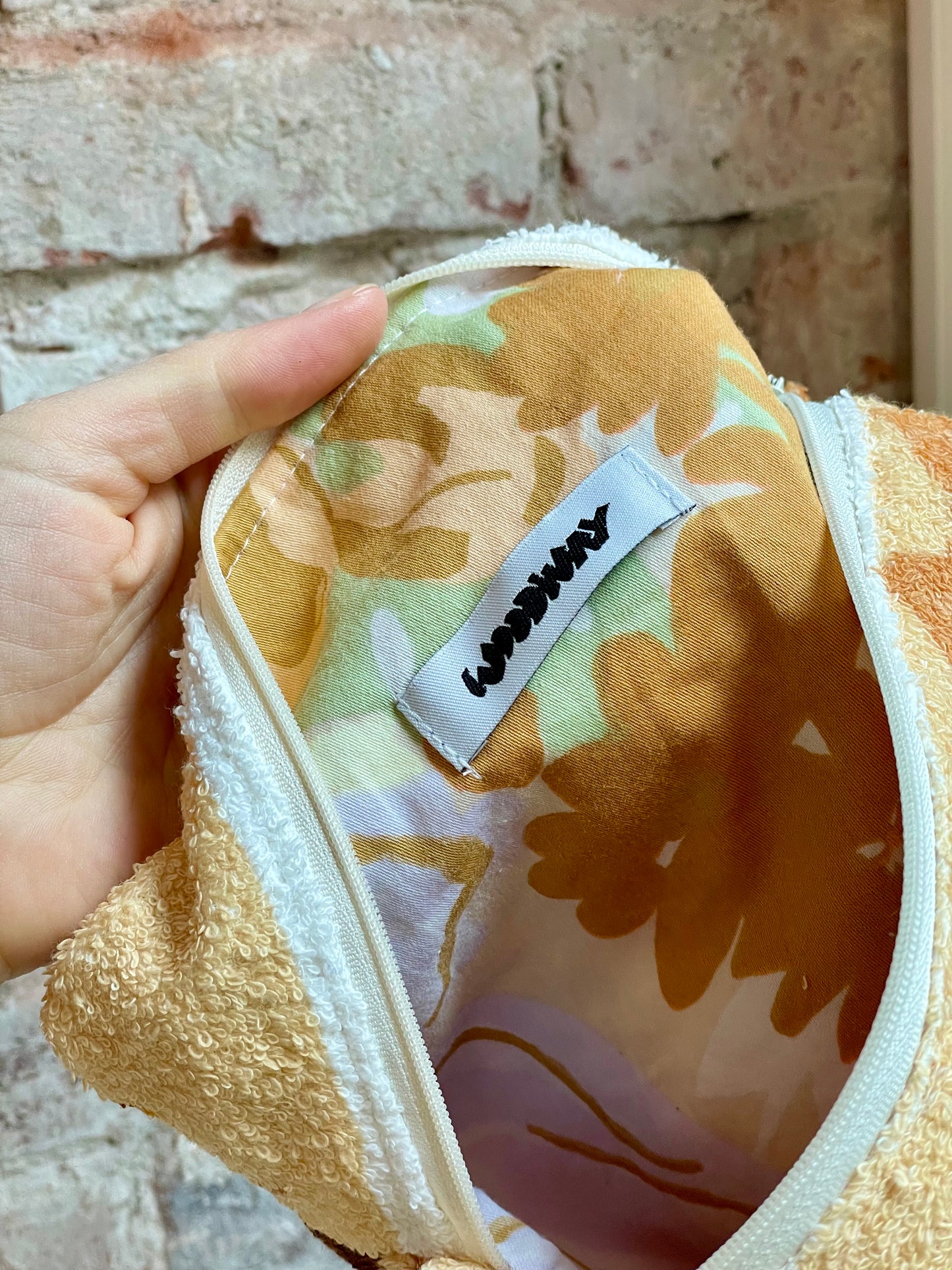 Cosmetic bag warm flower