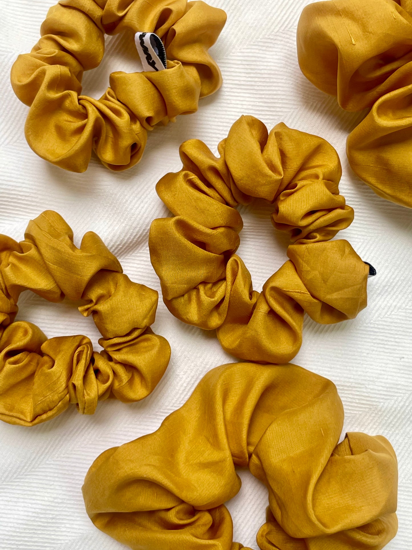 Silk Scrunchie mustard