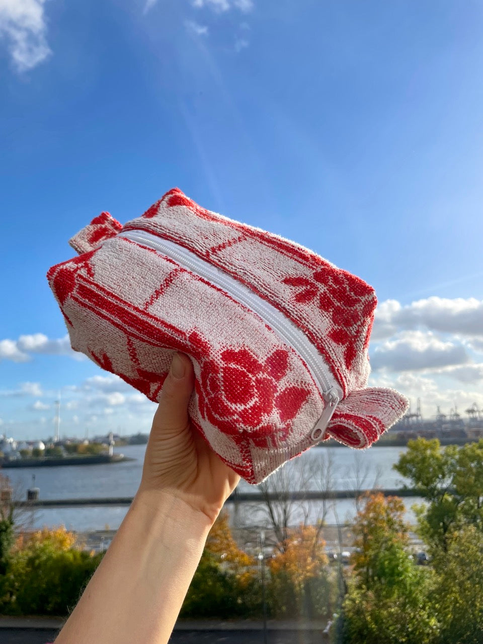 Cosmetic bag red rose