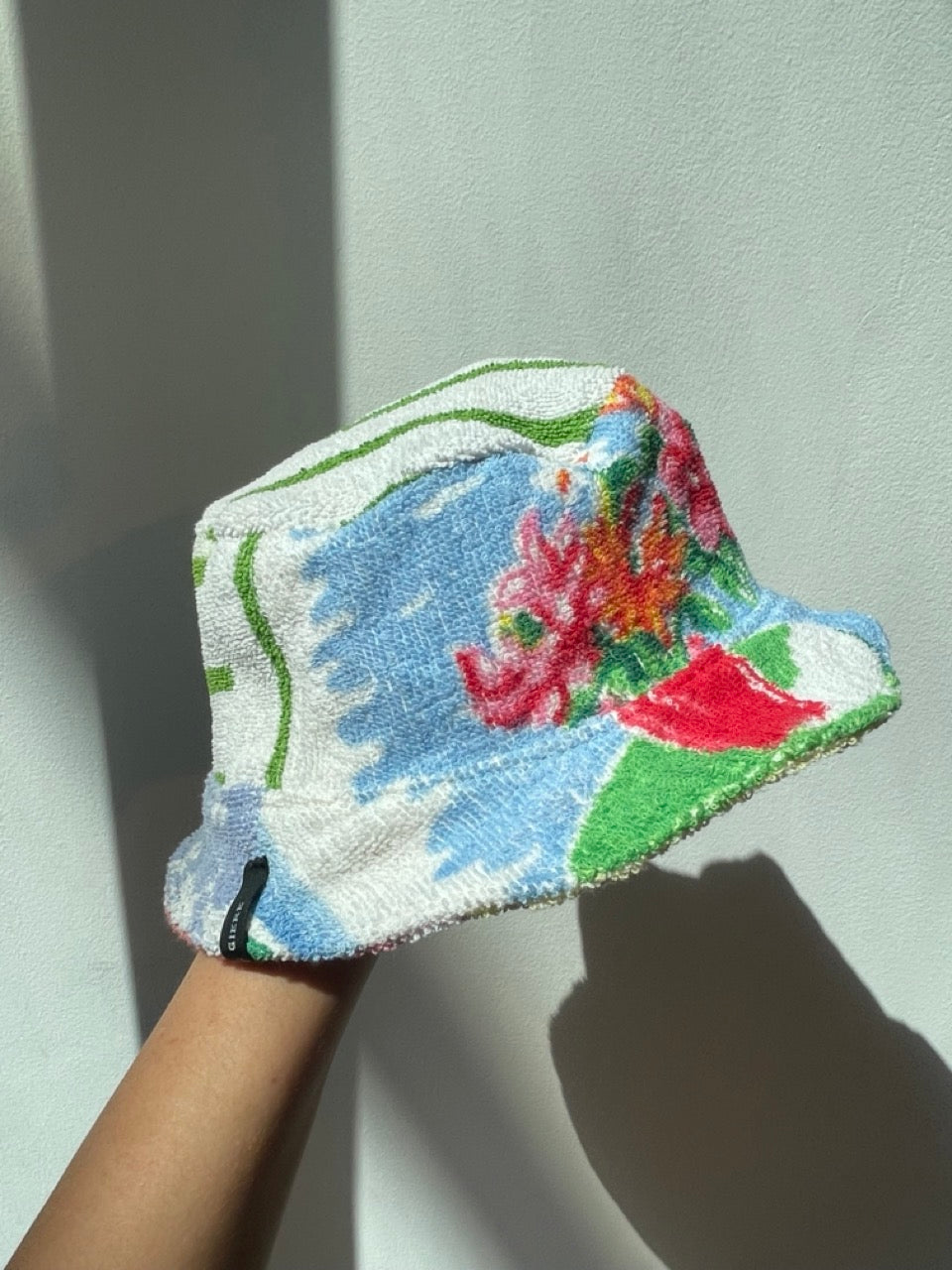 Reversible Bucket Hat holiday garden / S