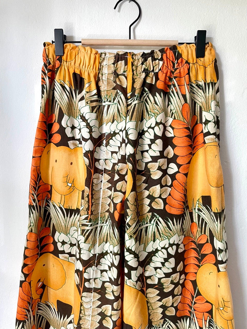 Pants wild elephants / M